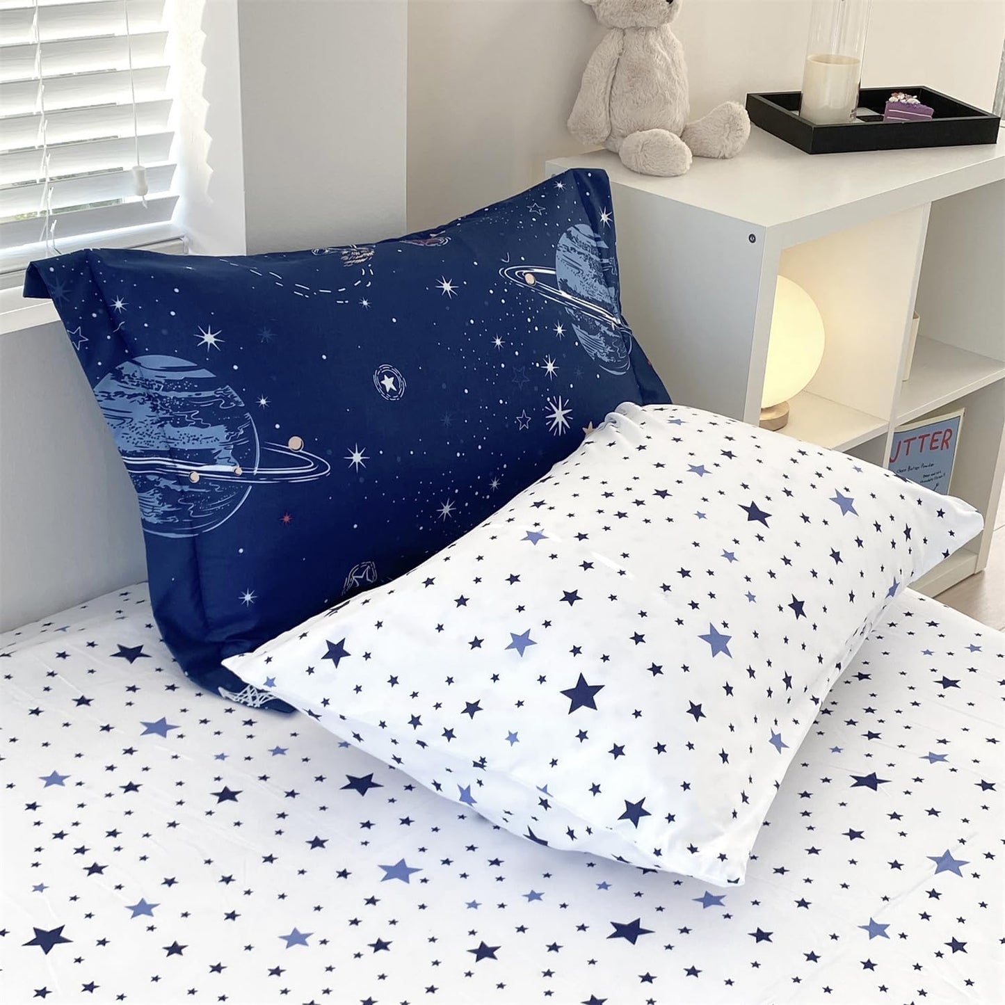 7 Piece Boys Space Comforter Set Twin Size Bed in A Bag Star Rocket Galaxy Universe Planets Bedding Set for Kids Teens Girls Microfiber Blue Quilt All Season