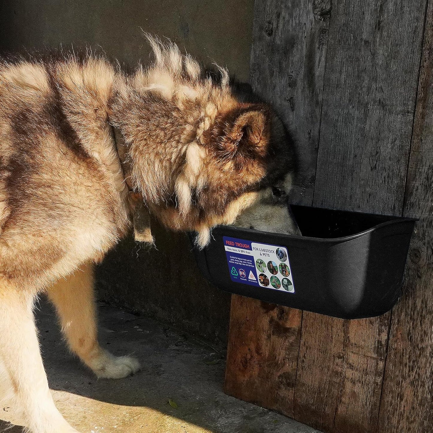 Goovilla Large Feed Trough, Hanging or Screw-in Fence Feeder with Clips, 2 Pack 9 Quart Goat Feeder Supplies, Dog Horse Hog Pig Livestock Poultry Plastic Feeder Trough Bucket for Large Animal, Black