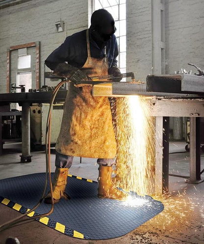 American Floor Mats Hog Heaven 5/8 inch Black & Yellow Border 4' x 6' Nitrile Backed Anti-Fatigue Comfort Mat