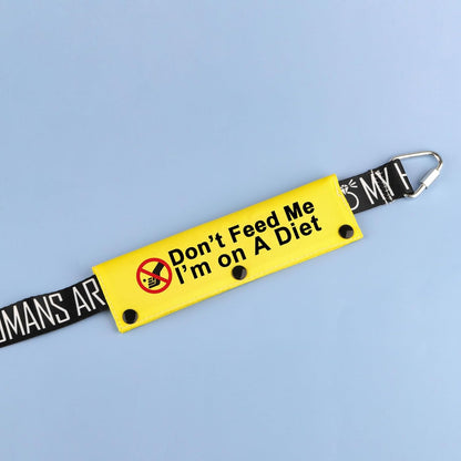 Funny Dog Leash Sleeve Don’t Feed Me I’M On A Diet Dog Leash Wrap Sleeve Alert Tag Pet Birthday Gift (Don’T Feed Me-YE Sleeve)