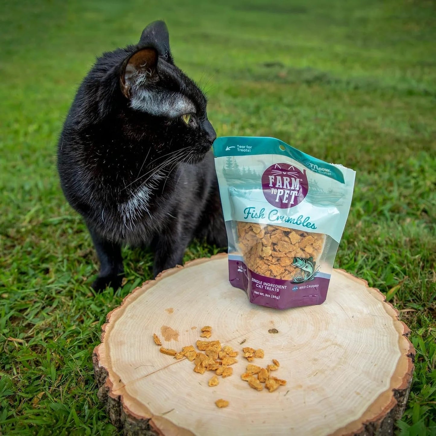 Farm To Pet - Cat Treat Crumbles - 3 oz Single Ingredient Fish Treat and Snacks - Healthy for Indoor Cats and Kitten - Essential Products (Mix with Wet/Dry Food)