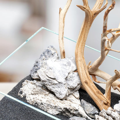 Ultum Nature Systems Controsand Maui Aquarium Gravel (3L) - Small Pebbles for Fish Tank - Planted Rocks - Substrate - Versatile Stones