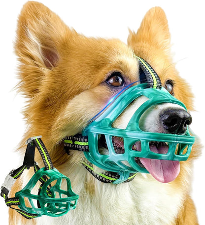 Dog Muzzle, Basket Muzzle for Small Medium Large Dogs, Anti-Biting and Chewing, Lightweight & Sturdy Cage Design, Allows Panting & Drinking, Ideal for Grooming & Training(Green Size M)