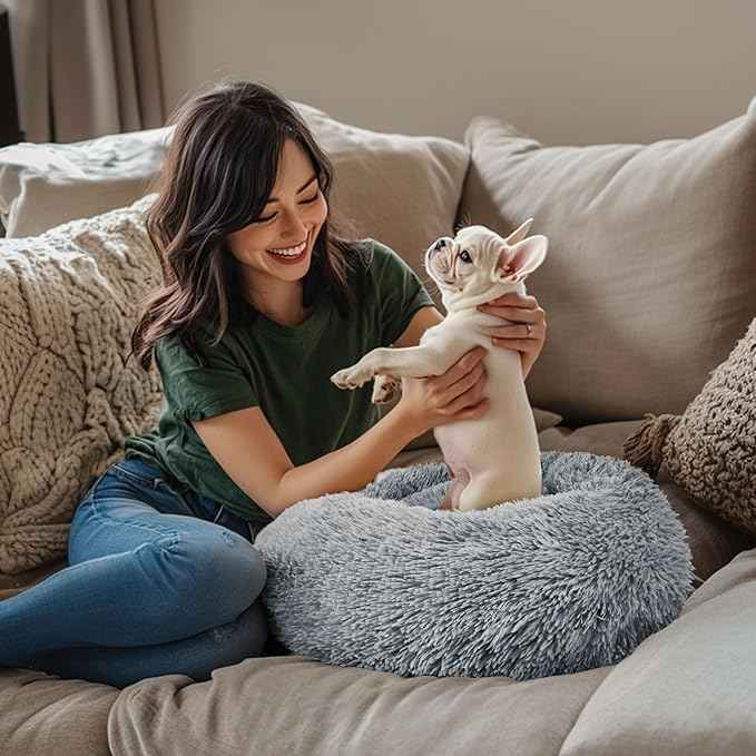 Dogs Bed for Small Dogs, Anti-Anxiety Washable Round Bed (Light Grey, 24.0" L x 24.0" W x 8.0" Th)
