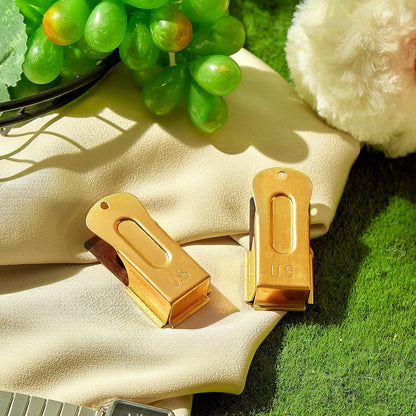 2 Pieces Brass Pet Training Clicker Signaling Cricket Clicker Metal Dog Clicker for Puppy Cats Trainer Pet Owners (Gold)